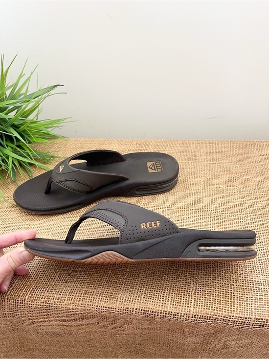 REEF Men’s Fanning Flip Flop Sandals Size 8 Brown